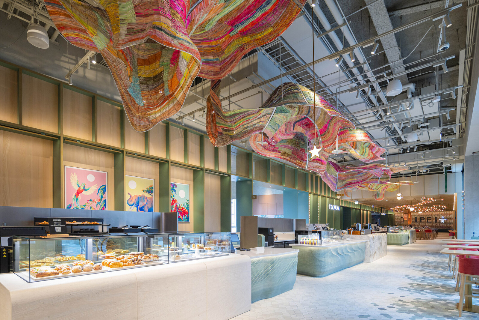 Starbucks eröffnet Super-Store in Taipeh